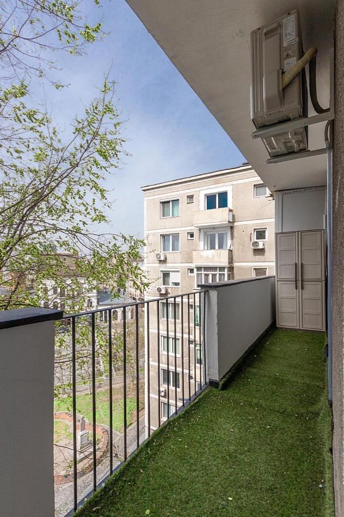 Cellini Apartment Bucureşti Ngoại thất bức ảnh