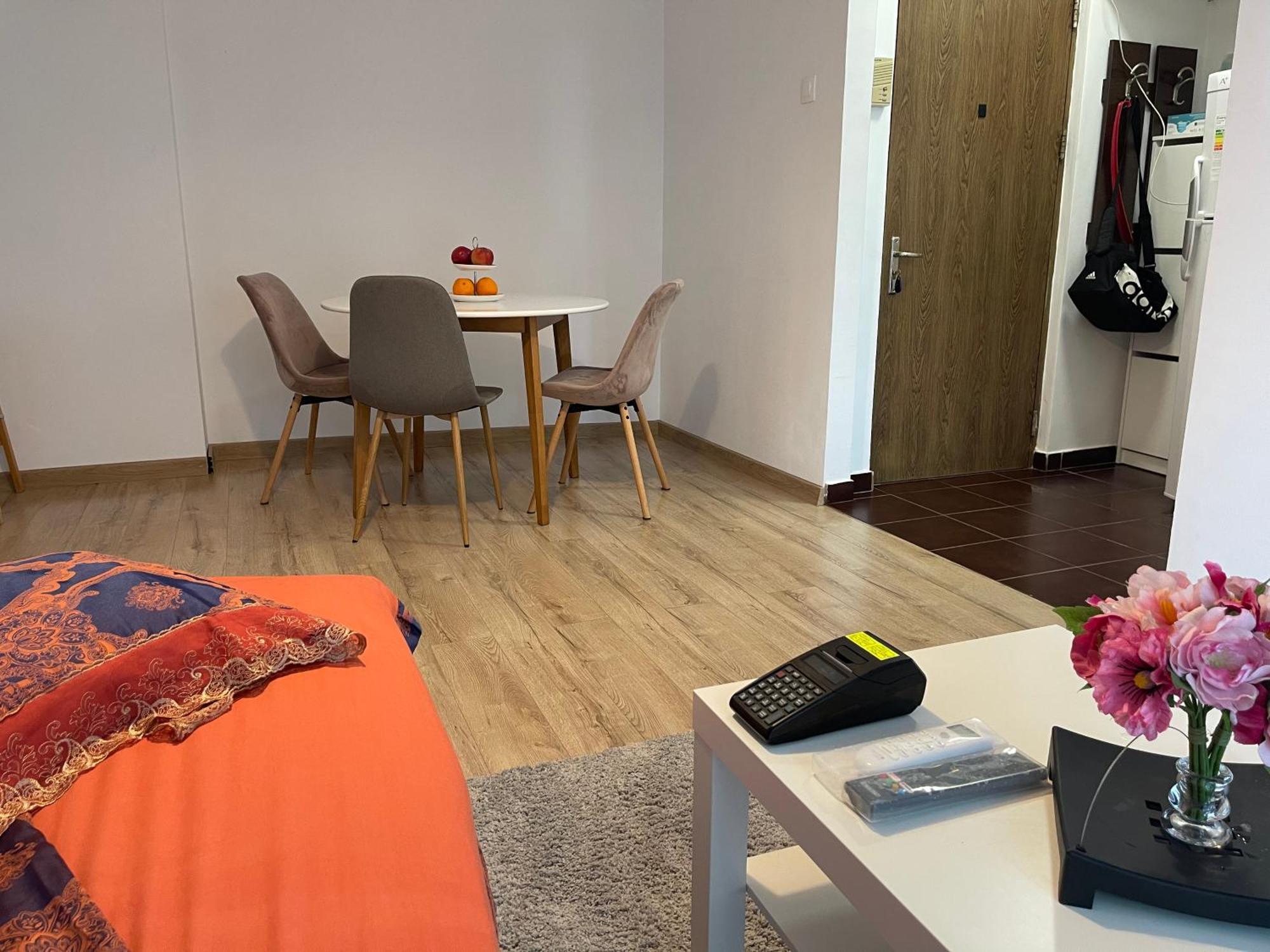 Cellini Apartment Bucureşti Ngoại thất bức ảnh